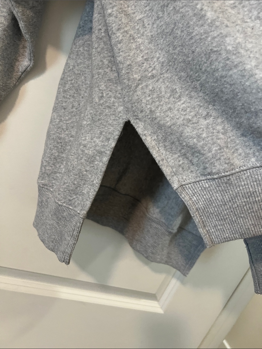 American Eagle Outfitters Sweatshirt - Picture 5 of 5